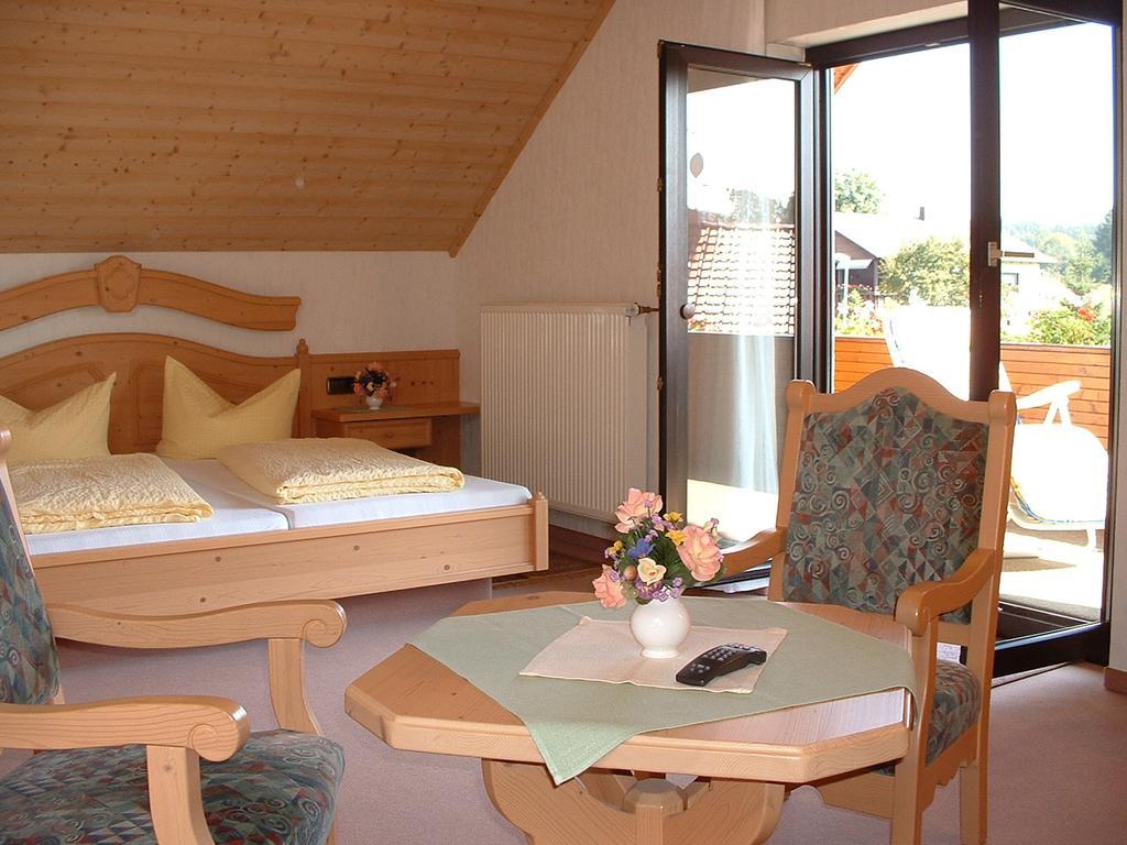 Hotel Drei Lilien Waldbrunn  Bilik gambar